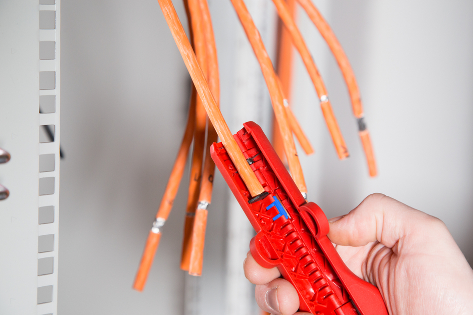 Cat Cable-Stripper No. 10 | for stripping data and network cables I working range 4,5 - 10,0 mm Ø