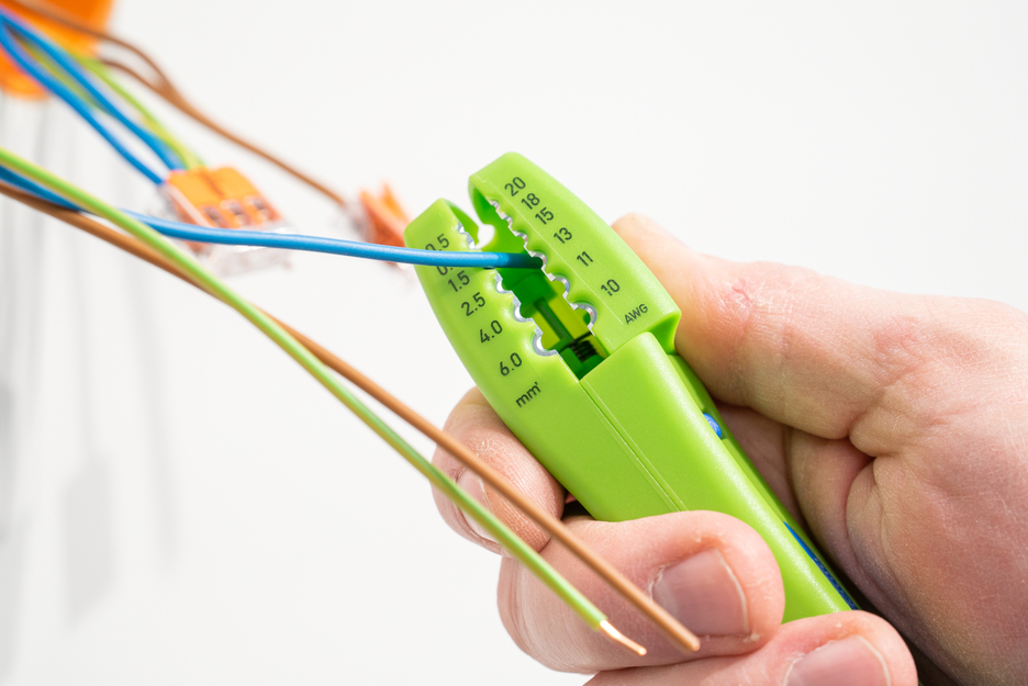 Cable Stripper No. S 4 - 28 Multi Green Line | Stripping tools made from up to 97% renewable raw materials I with integrated stripping function I working range 4 - 28 mm Ø