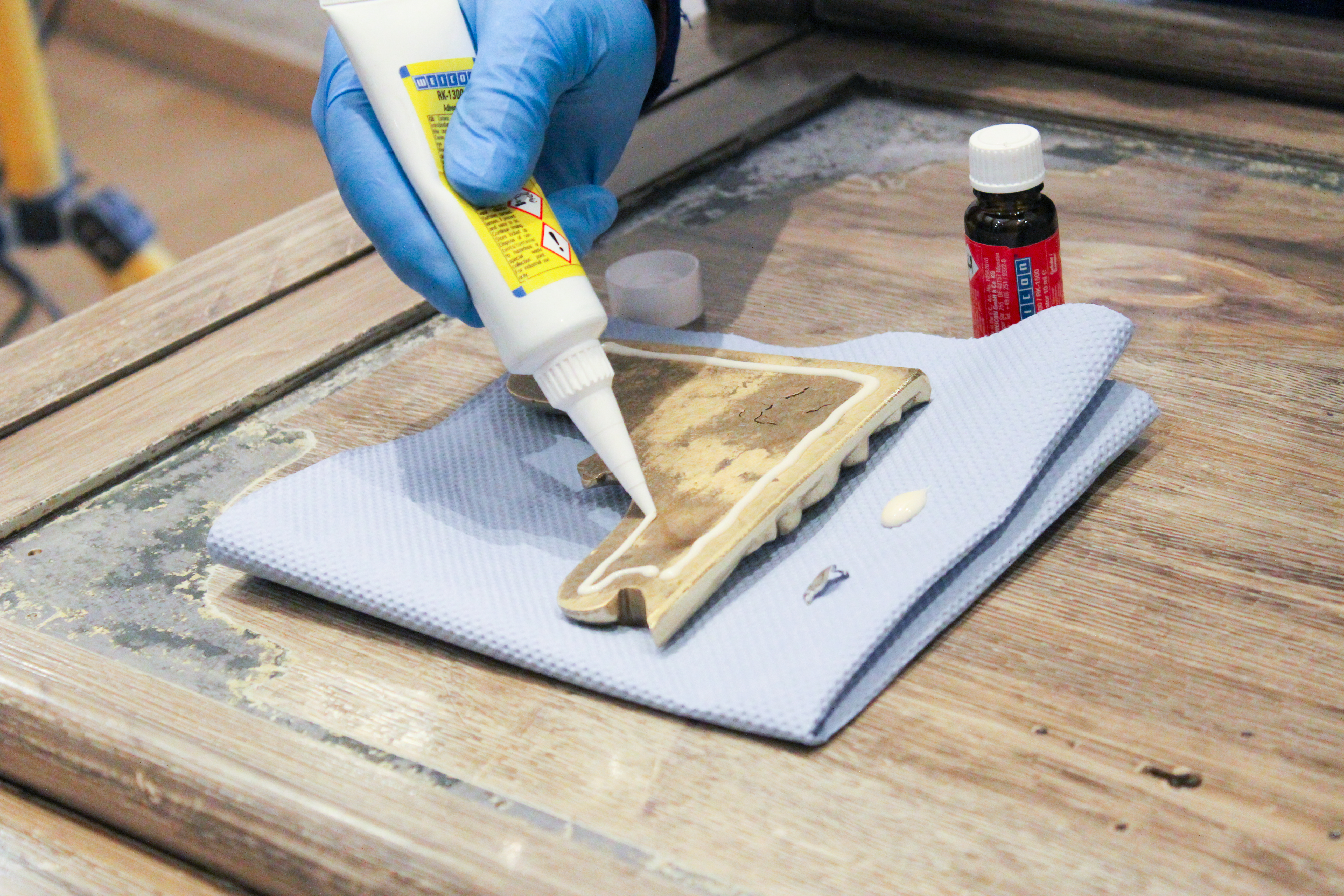 Aluminium Minute Adhesive | Liquid metal epoxy resin adhesive