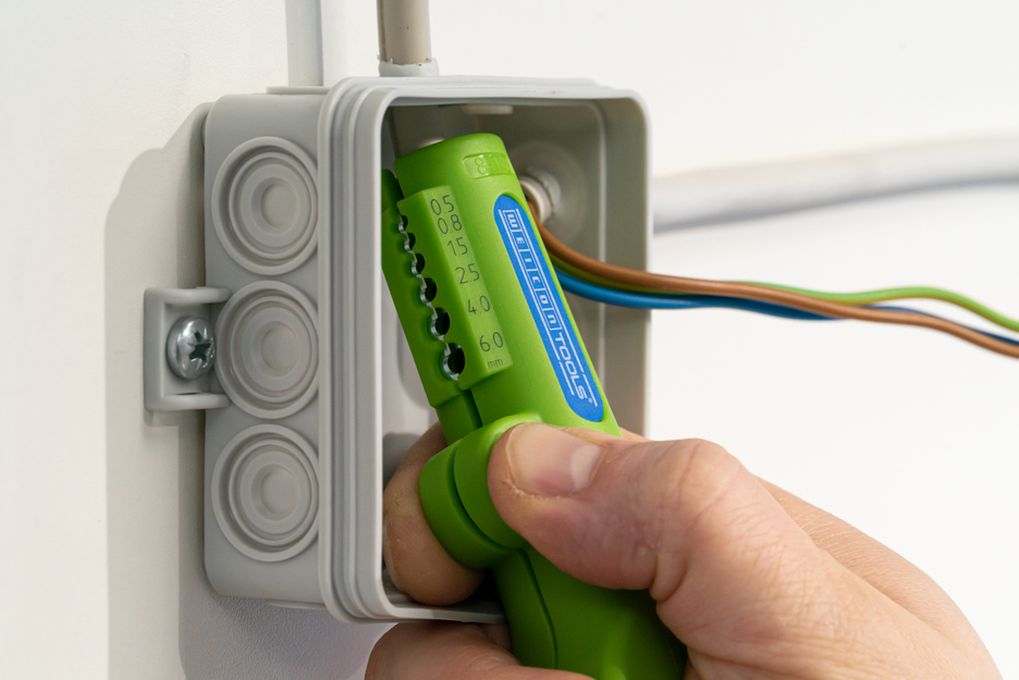 Quadro-Stripper No.16 Green Line | Stripping tools made from up to 97% renewable raw materials I multifunctional stripper, working range stripping 0,5 - 6,0 mm² I skinning 8 - 13 mm Ø