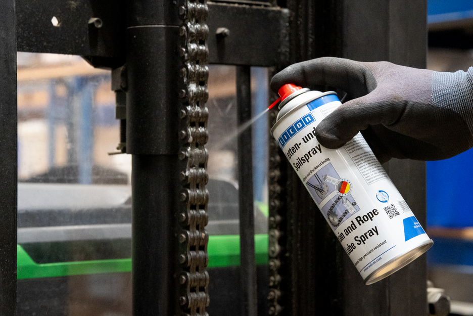 Chain and Rope Lube Spray | transparent adhesive lubricant