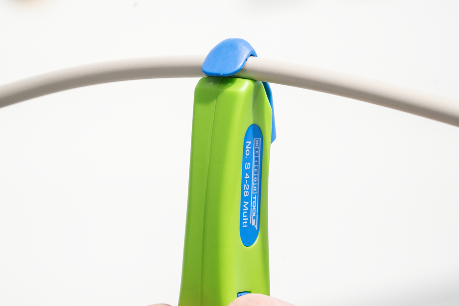 Cable Stripper No. S 4 - 28 Multi Green Line | Stripping tools made from up to 97% renewable raw materials I with integrated stripping function I working range 4 - 28 mm Ø