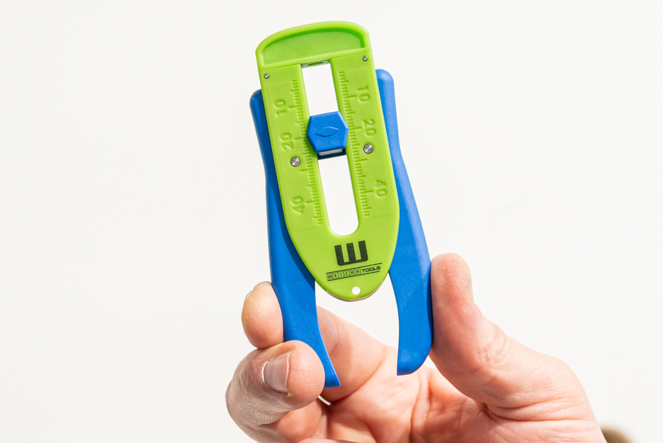 Precision Wire Stripper S Green Line | Sustainable stripping tool I for thin conductors and wires, stripping range from 0,12 mm - 0,8 mm (36-20 AWG)