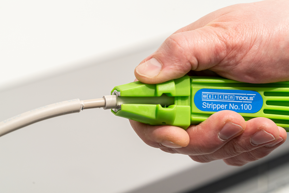 Stripper No. 100 Green Line | Stripping tools made from up to 97% renewable raw materials I multifunctional stripper, working range 0,5 - 16 mm² / 4 - 13 mm Ø