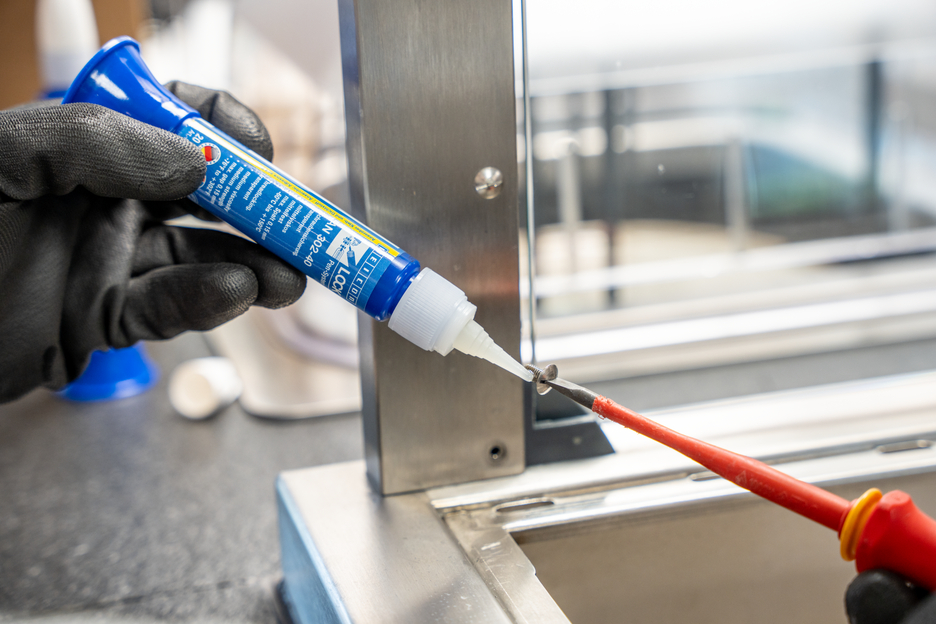WEICONLOCK® AN 302-40 Threadlocking | medium strength, with DVGW registration