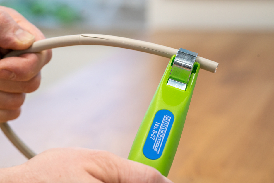 Cable Stripper No. 8-27 Green Line | Stripping tools made from up to 97% renewable raw materials I working range 8 - 28 mm Ø