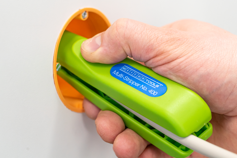 Multi-Stripper No. 400  Green Line | Stripping tools made from up to 97% renewable raw materials I multifunctional stripper, working range stripping 0,5 - 6,0 mm² I skinning 8 - 13 mm Ø I Multifunctional with 4 functions