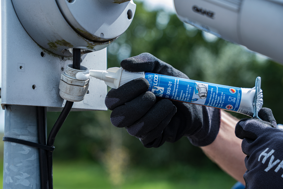 WEICONLOCK® SI 303-31 Pipe and thread sealing | low strength, high viscosity, ISEGA-certified