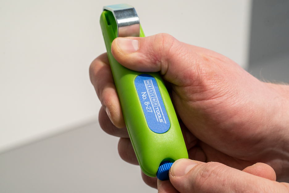 Cable Stripper No. 8-27 Green Line | Stripping tools made from up to 97% renewable raw materials I working range 8 - 28 mm Ø