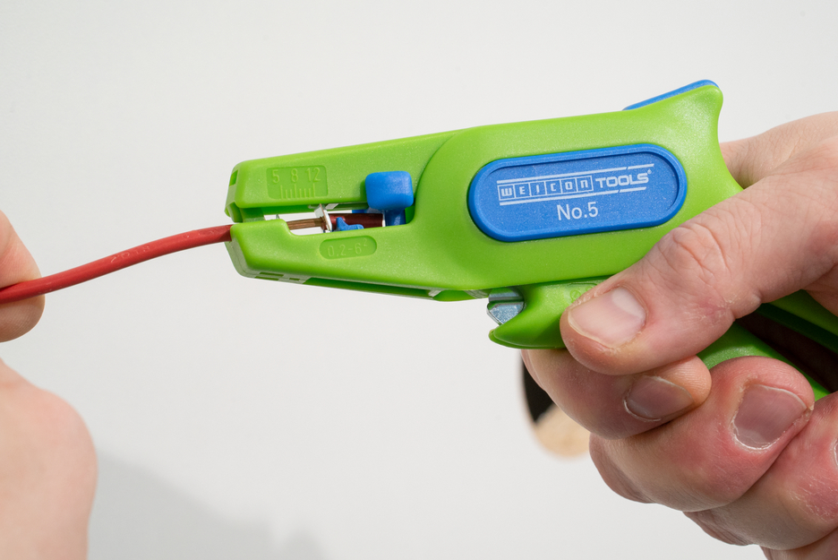 Wire Stripper No. 5 Green Line | Sustainable stripping tool I for all common stranded and solid conductors, working range 0,2 - 6,0 mm²