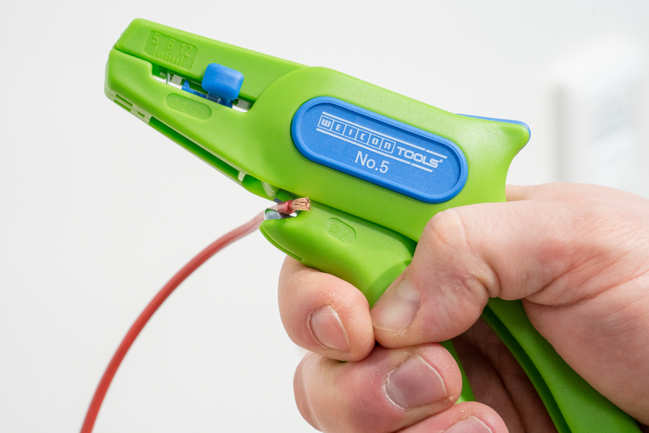 Starter Set Pro Green Line | Stripping tools made from up to 97% renewable raw materialss I 4-piece stripping set for house installations
